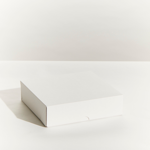 Picture of 9x9x25 EASY FOLD CORRUGATED CAKE BOX 100'S